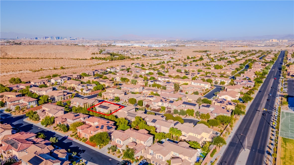 10047 Magical View Street Property Photo 4