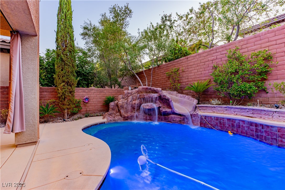 10047 Magical View Street Property Photo 33