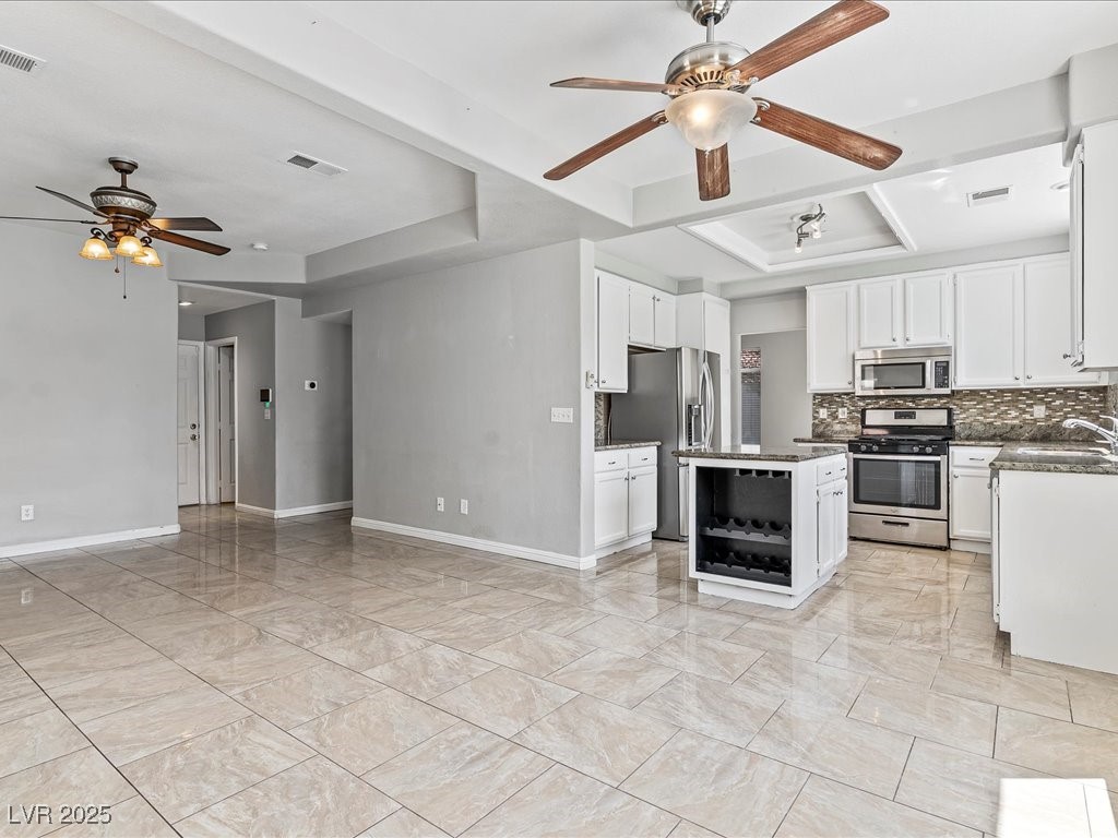 9772 Horse Back Circle Property Photo 11