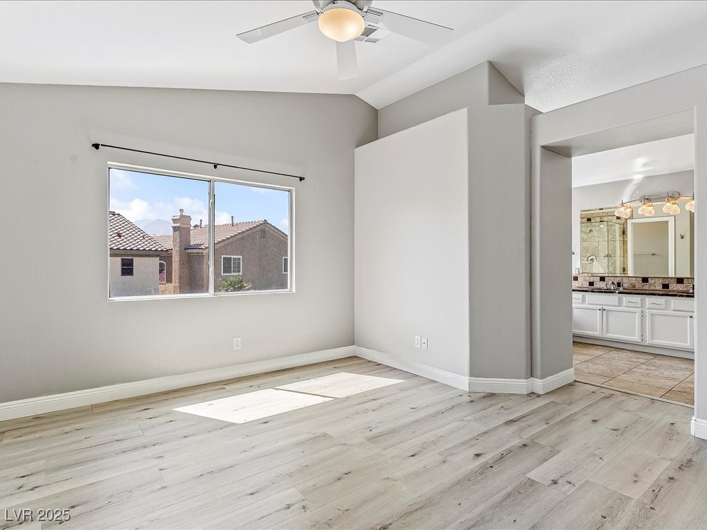 9772 Horse Back Circle Property Photo 21