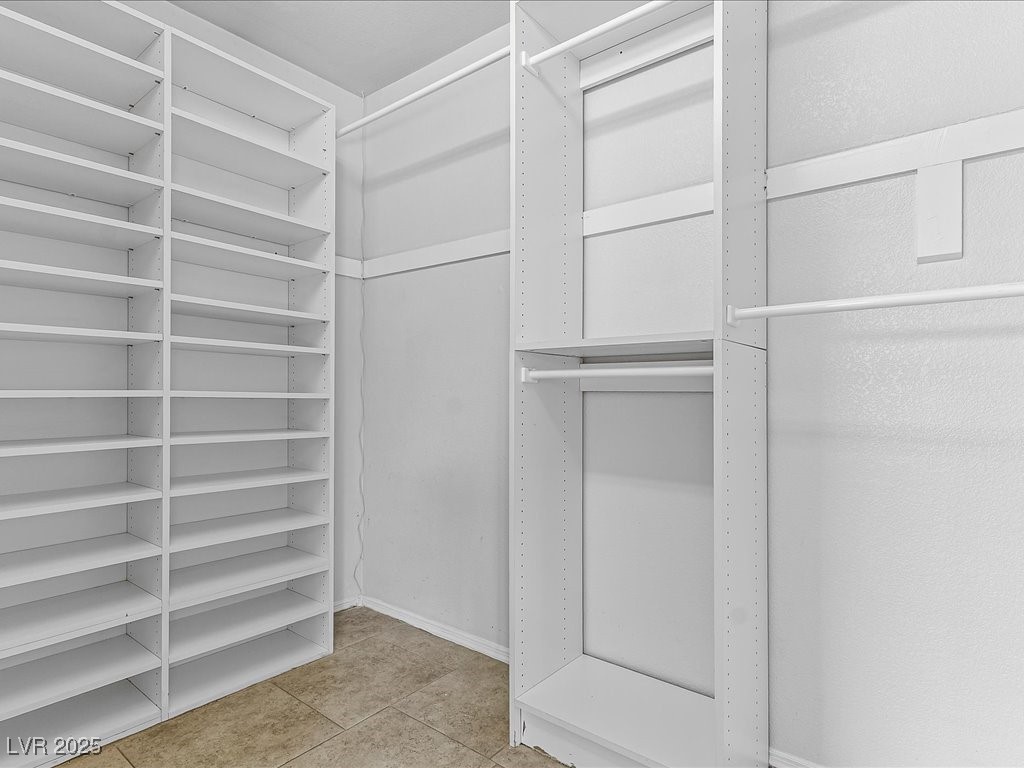 9772 Horse Back Circle Property Photo 24