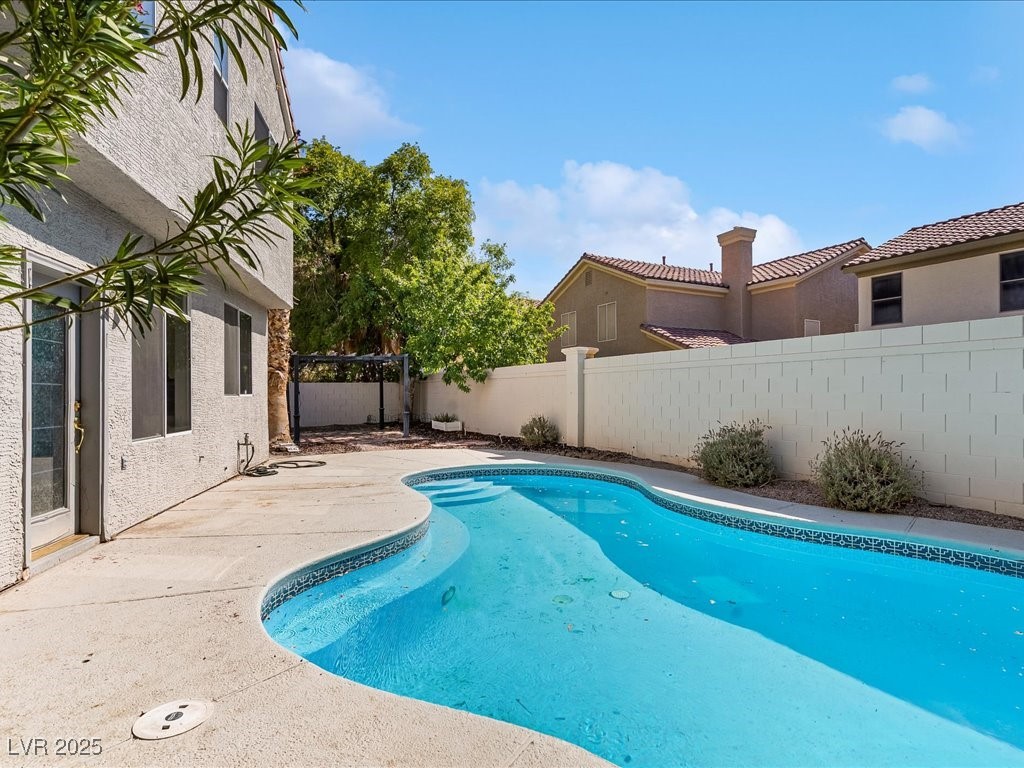 9772 Horse Back Circle Property Photo 37