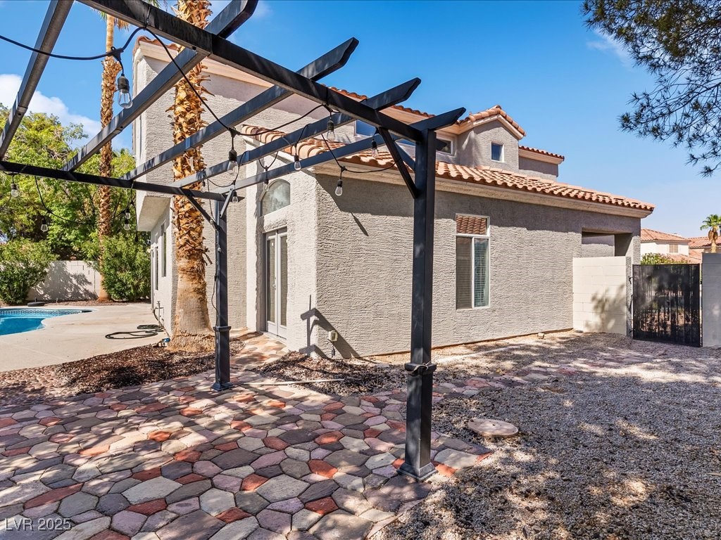 9772 Horse Back Circle Property Photo 38