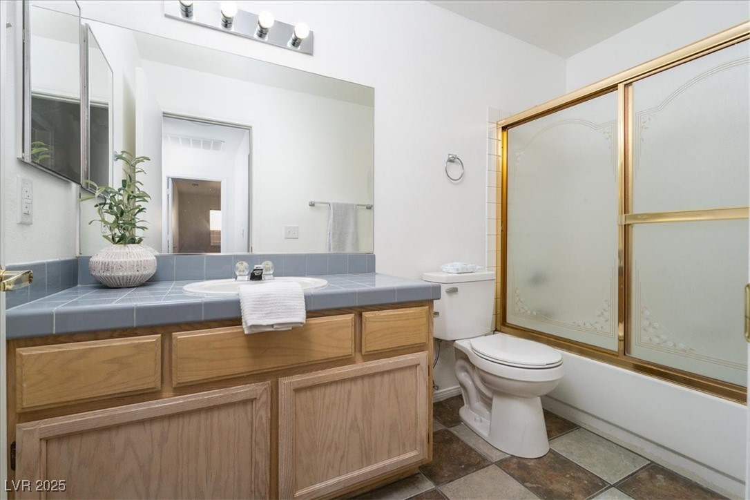 1414 Reebok Terrace Property Photo 16