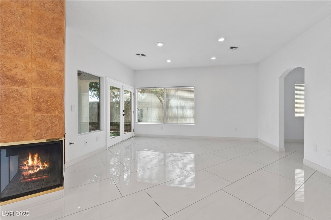 3004 Sun Lake Drive Property Photo 13