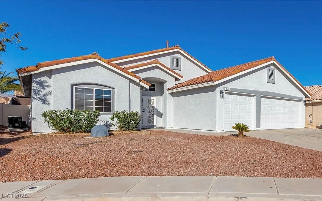 1408 Laughing Larkspur Avenue Property Photo 1