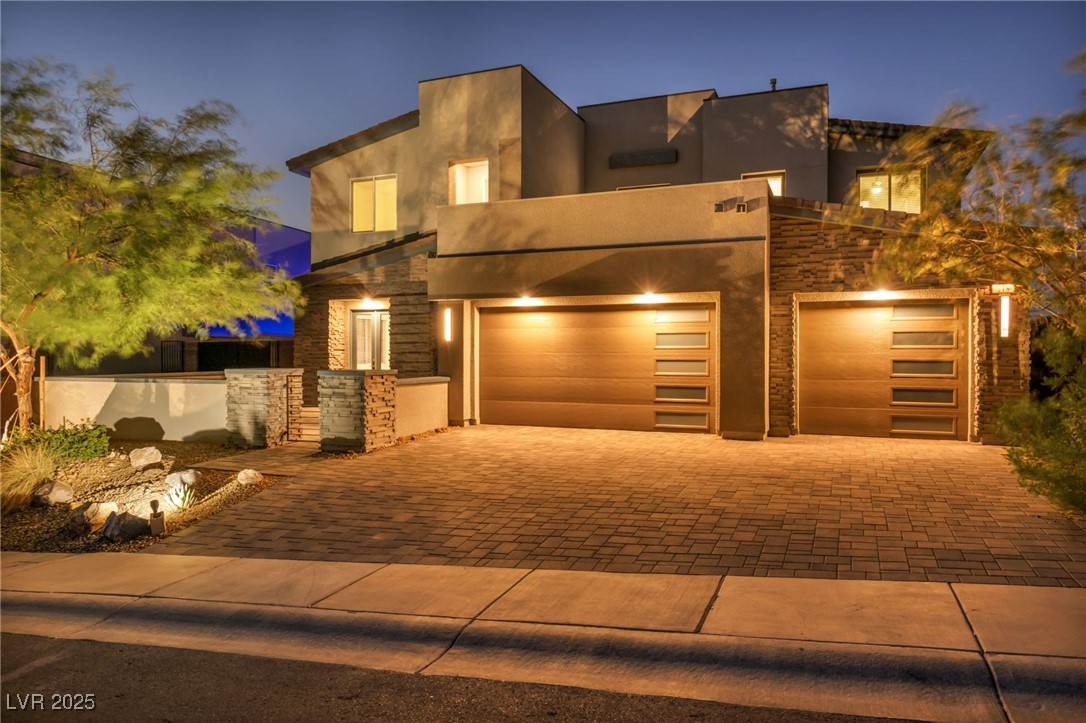 218 Shaded Canyon Drive Property Photo 1