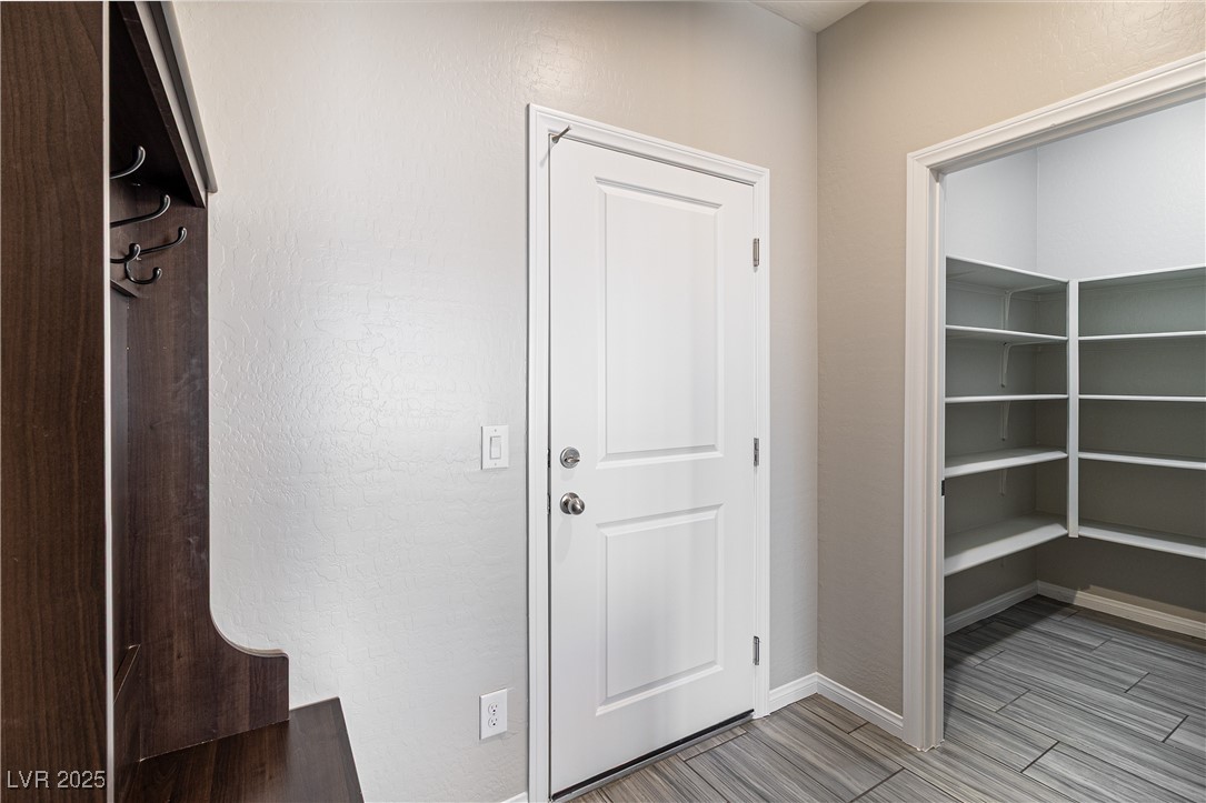 1005 Cetona Court Property Photo 14