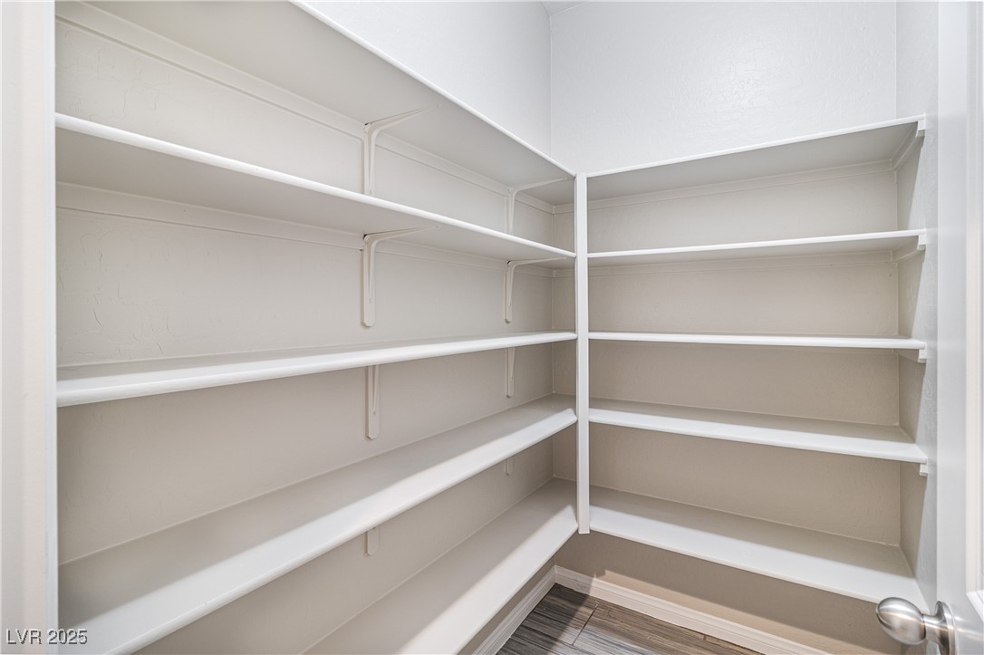 1005 Cetona Court Property Photo 15