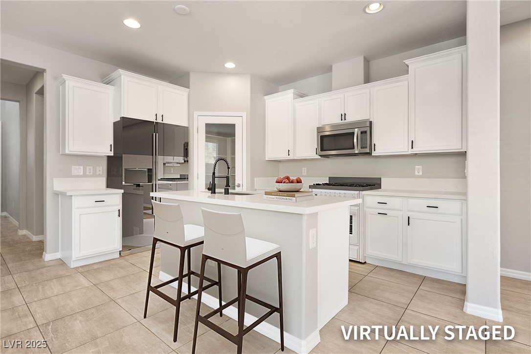 7725 Canyon Diablo Road Property Photo 3