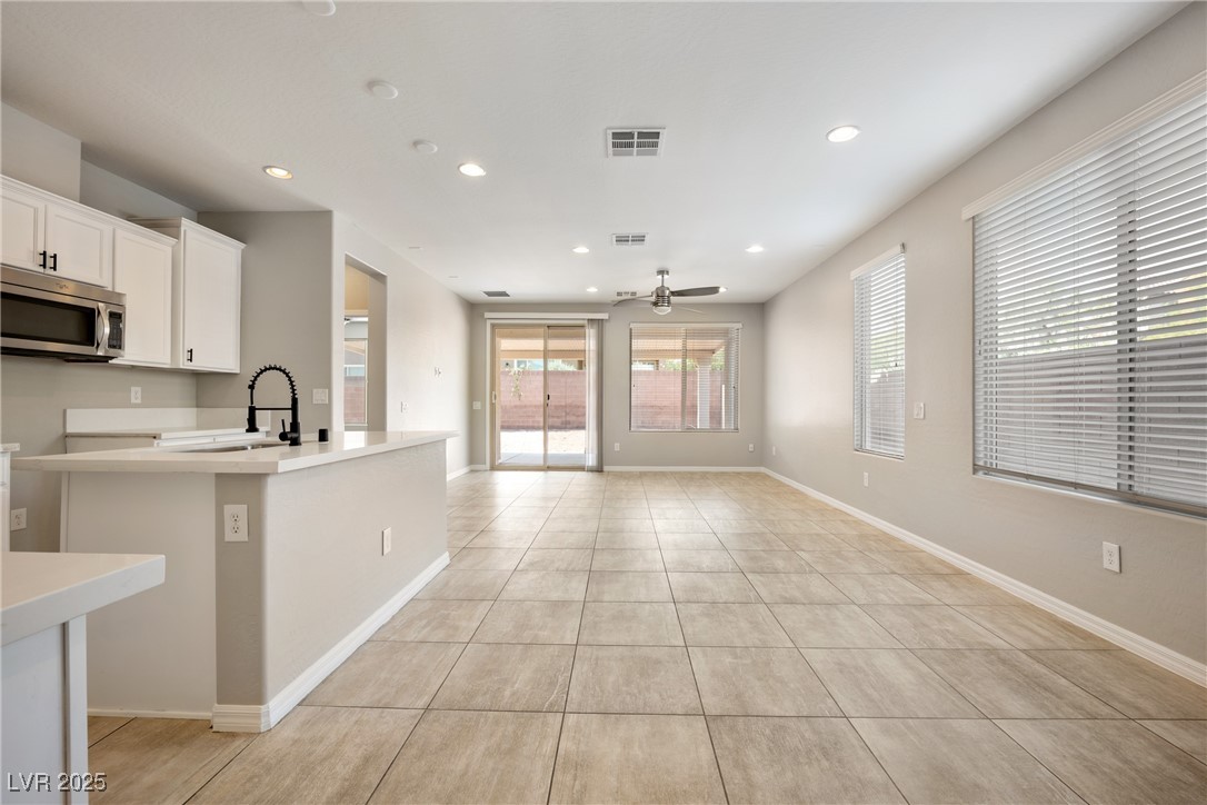 7725 Canyon Diablo Road Property Photo 4