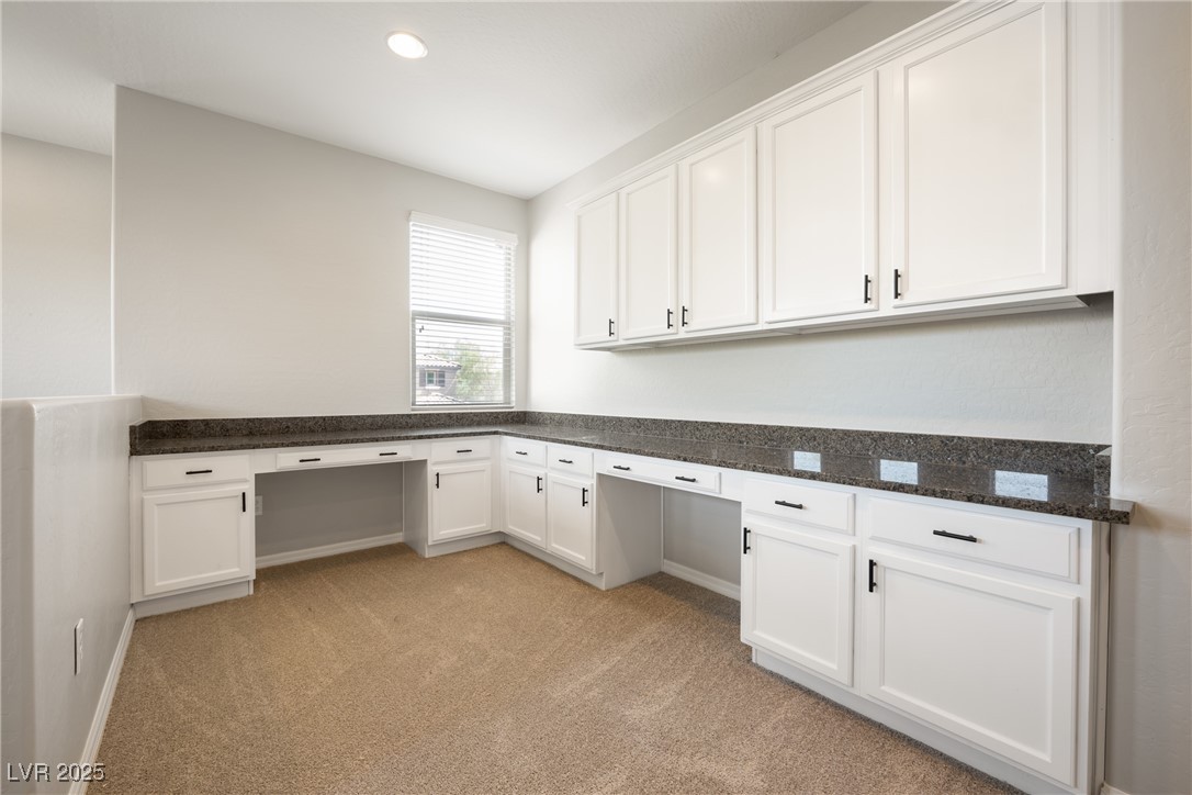 7725 Canyon Diablo Road Property Photo 6