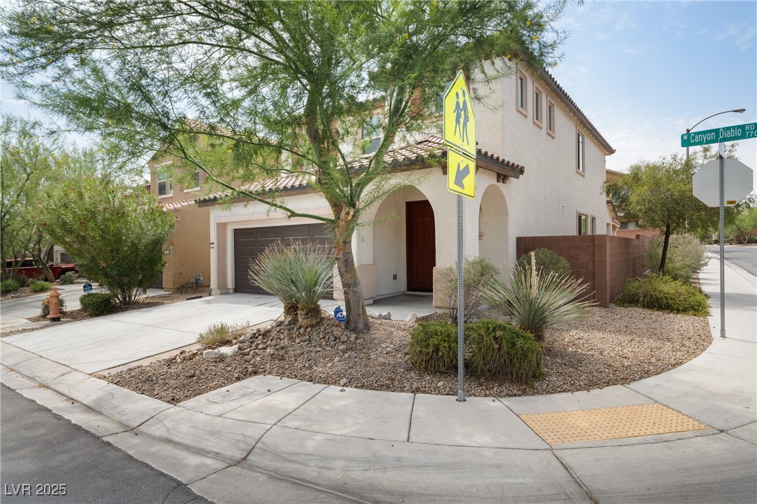 7725 Canyon Diablo Road Property Photo 12