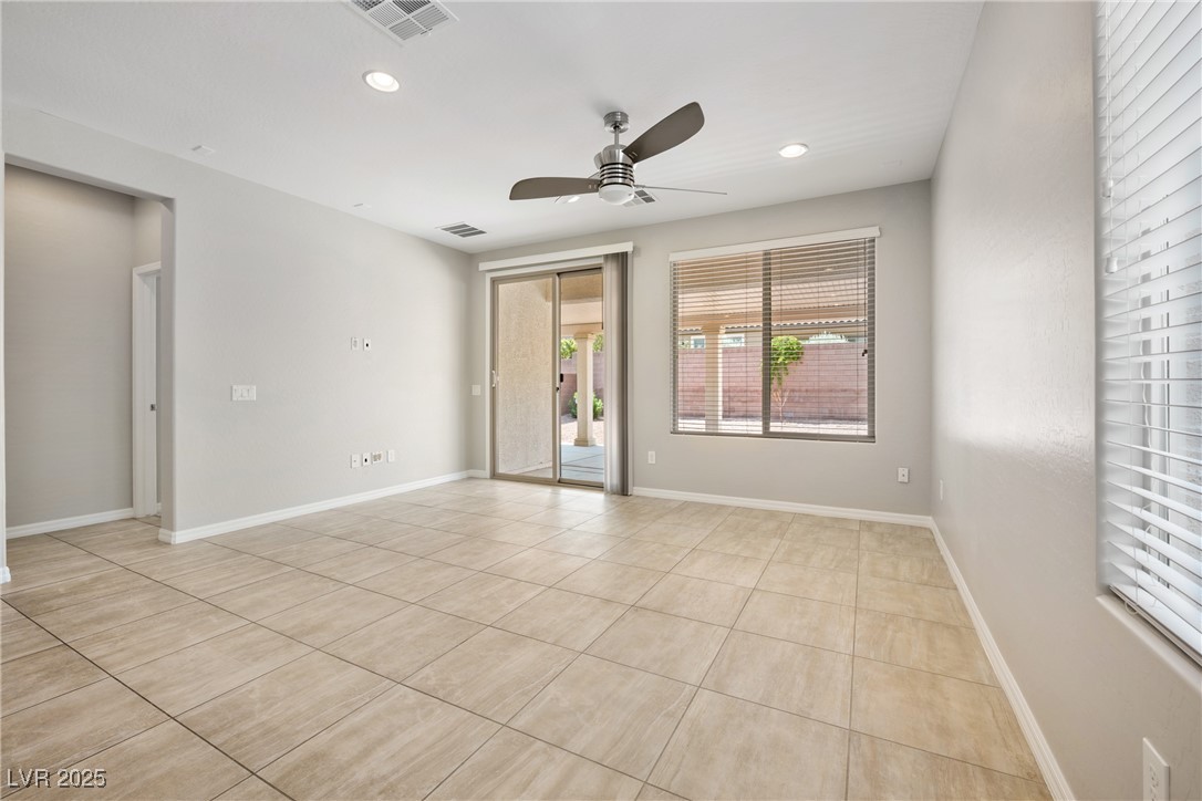 7725 Canyon Diablo Road Property Photo 25