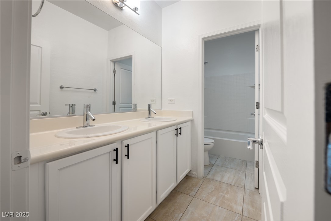 7725 Canyon Diablo Road Property Photo 44