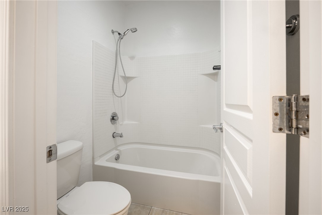 7725 Canyon Diablo Road Property Photo 45