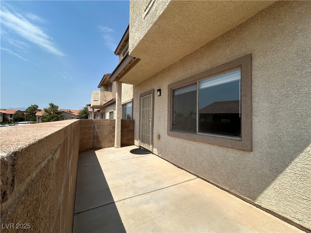 2050 North Los Feliz Street 188 Property Photo 1