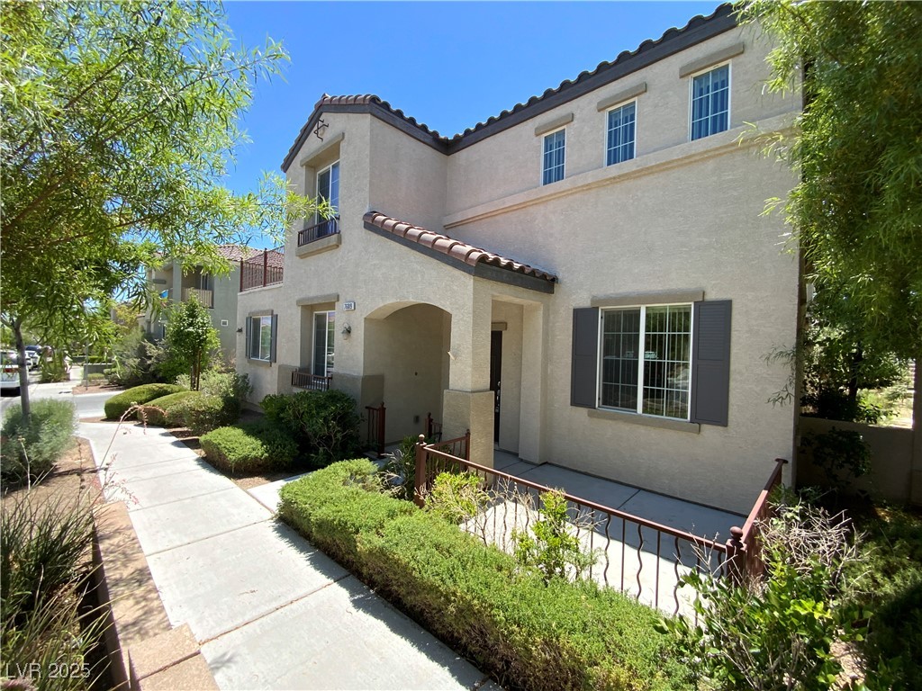 7609 Vanity Court Property Photo 1