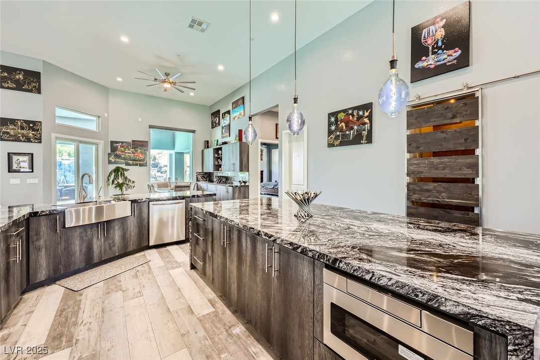 6731 Via Provenza Avenue Property Photo 24