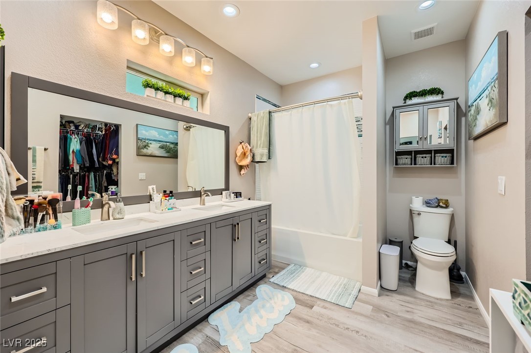 6731 Via Provenza Avenue Property Photo 38