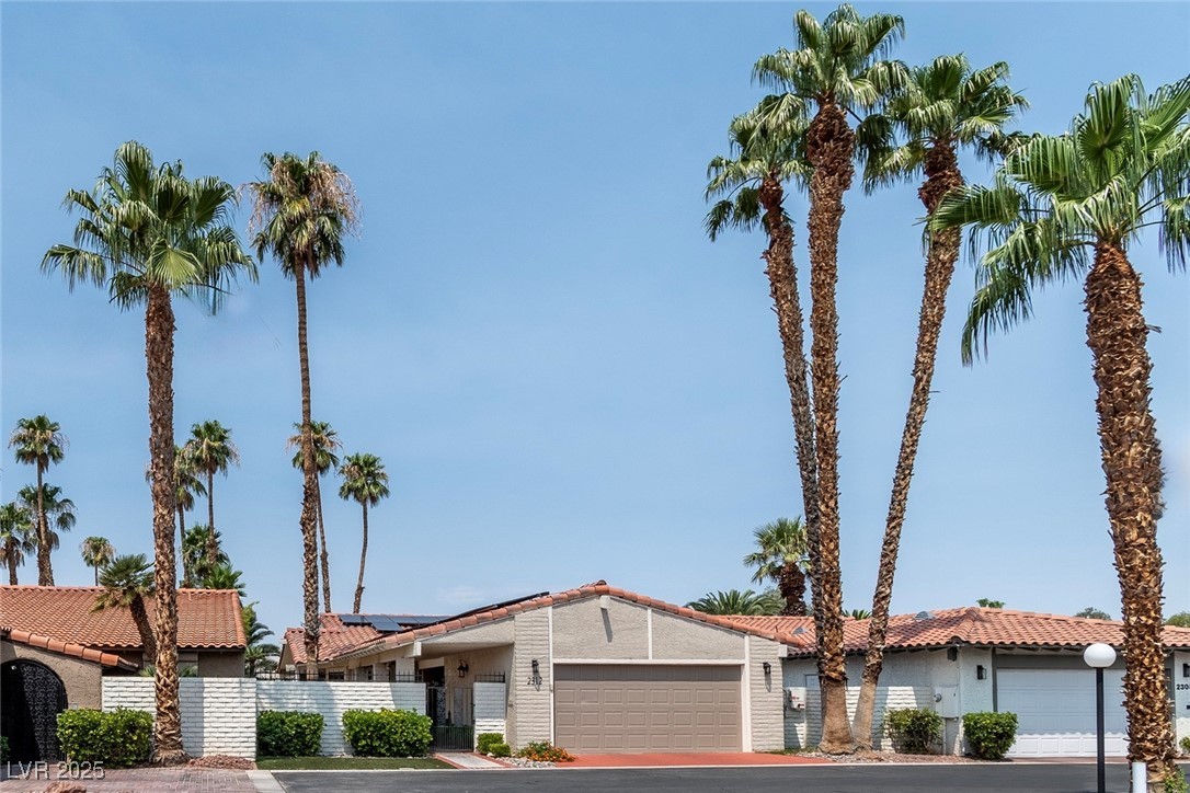 2312 Plaza Del Prado Property Photo 1