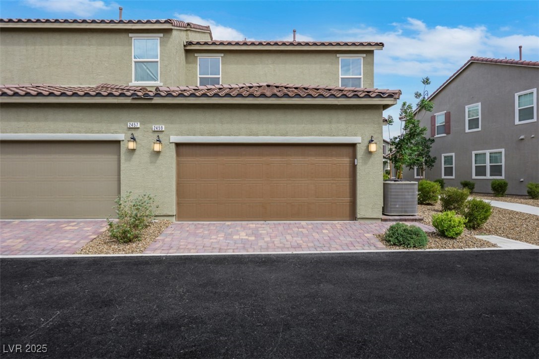 2459 Adige Avenue Property Photo 6