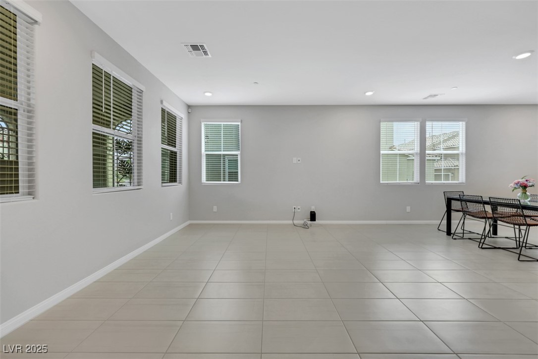 2459 Adige Avenue Property Photo 10