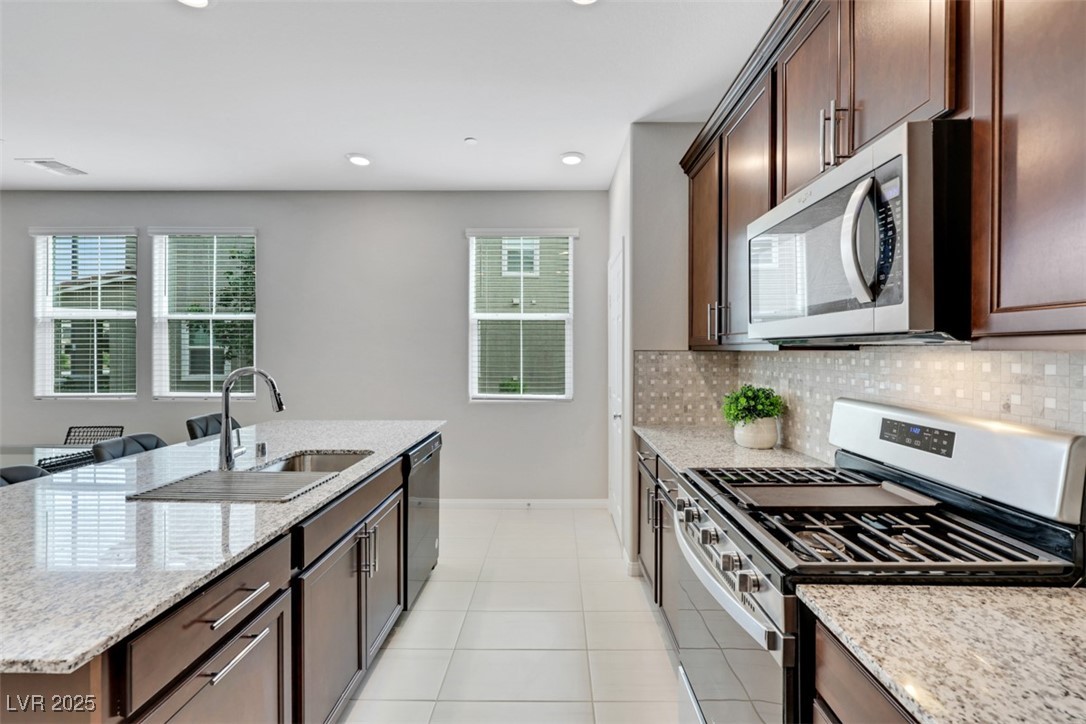 2459 Adige Avenue Property Photo 15