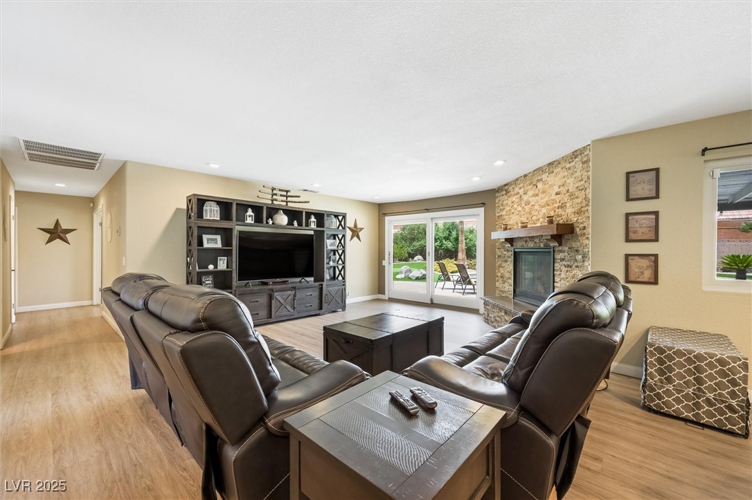 1740 Olympia Drive Property Photo 4