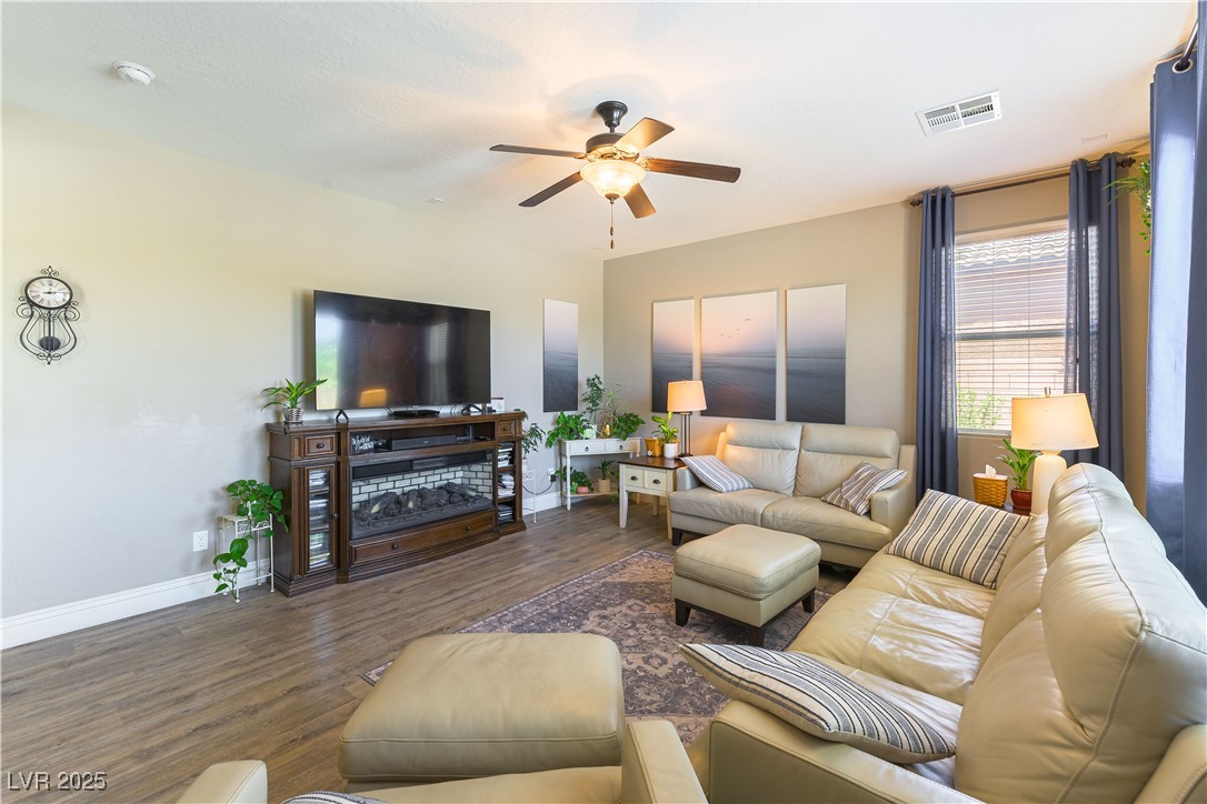 4228 Helena Cove Court Property Photo 11