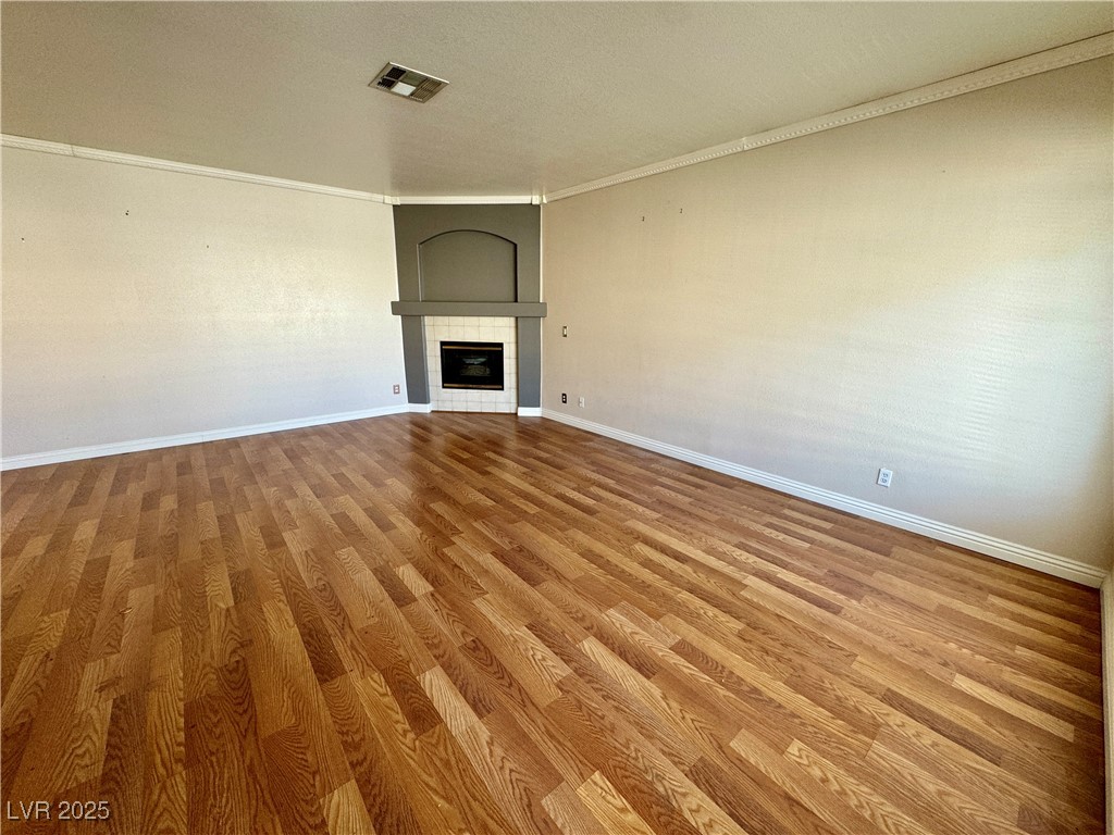 1900 North Torrey Pines Drive 223 Property Photo 11