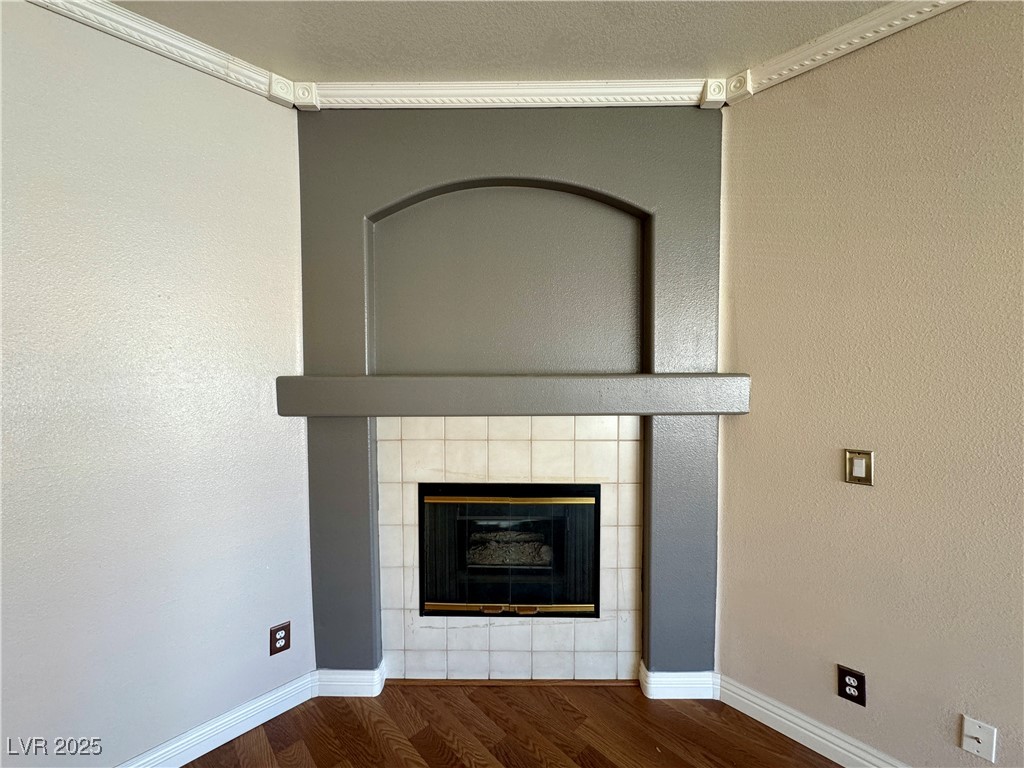 1900 North Torrey Pines Drive 223 Property Photo 13