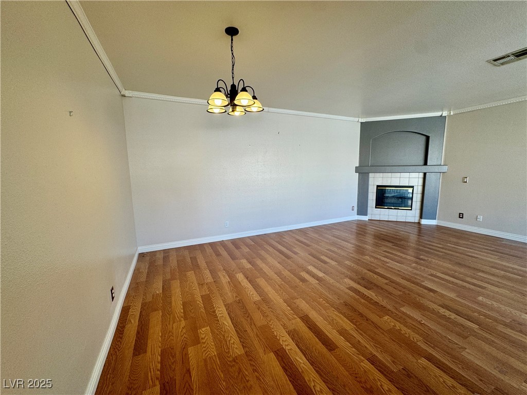 1900 North Torrey Pines Drive 223 Property Photo 17