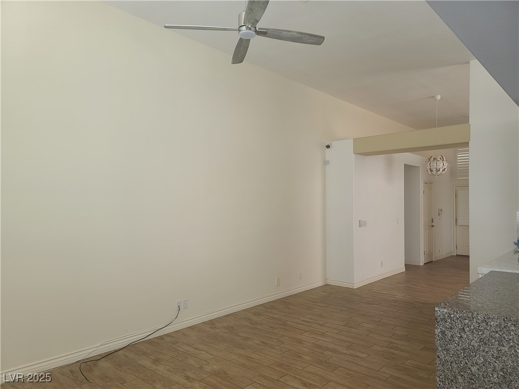 3004 Red Bay Way Property Photo 11