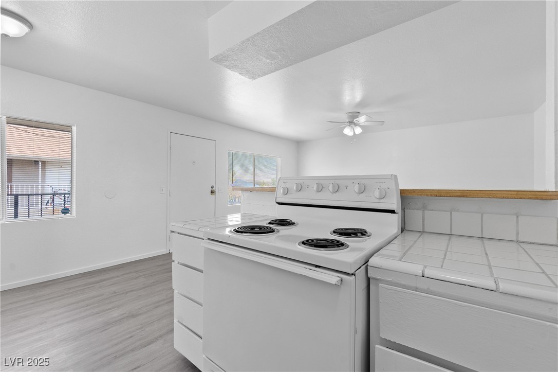 1812 Fulstone Way 4 Property Photo 5