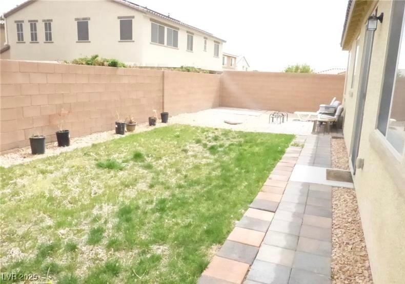 6652 Fort William Street Property Photo 3