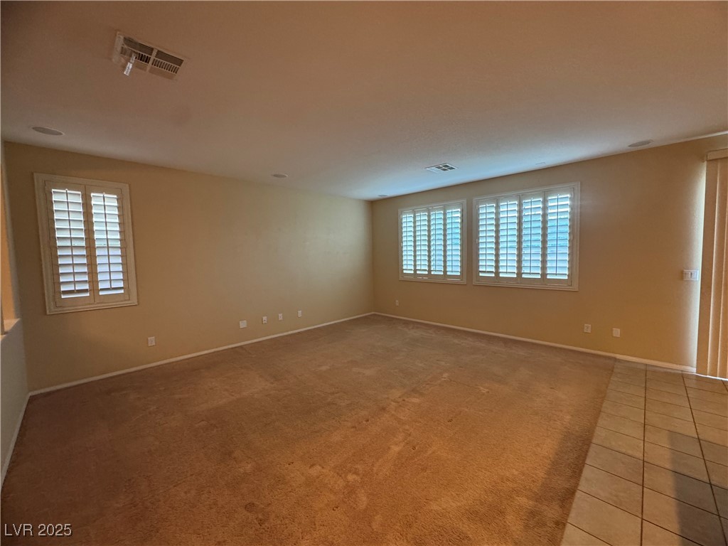 6652 Fort William Street Property Photo 9