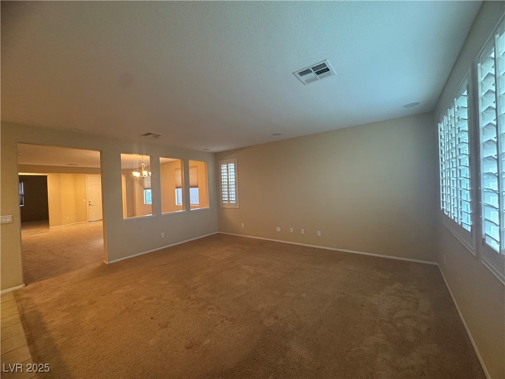 6652 Fort William Street Property Photo 10