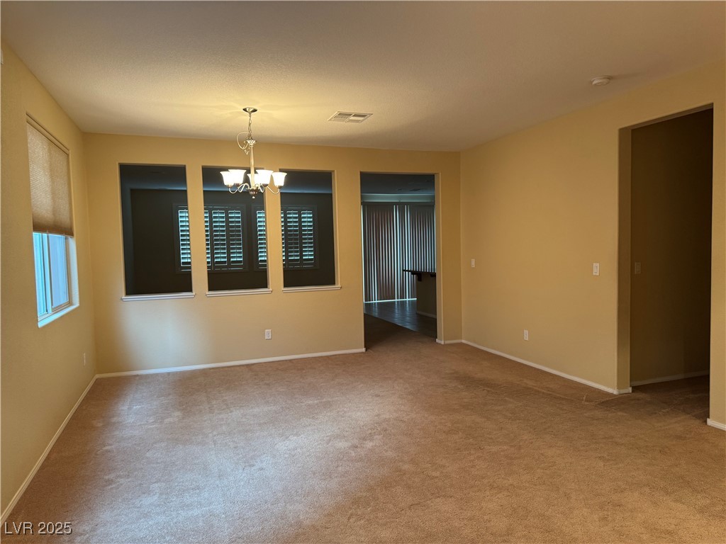 6652 Fort William Street Property Photo 12