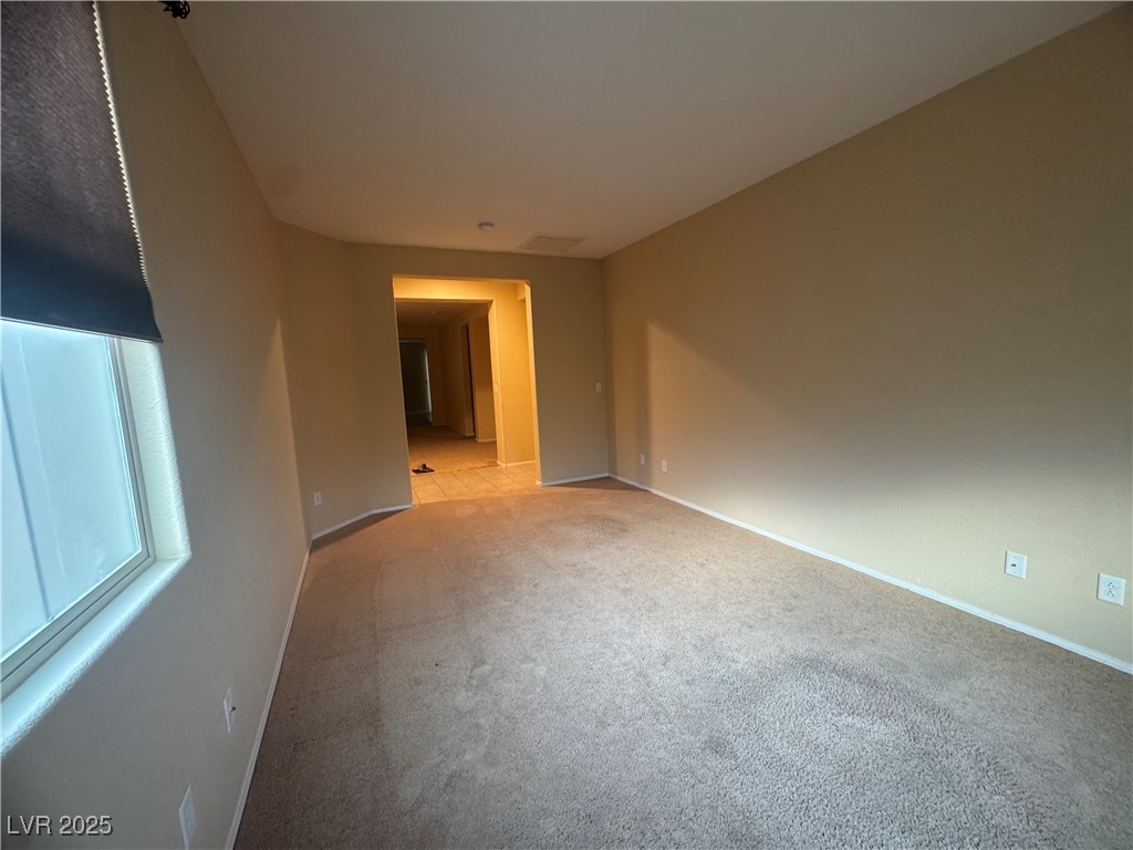 6652 Fort William Street Property Photo 15
