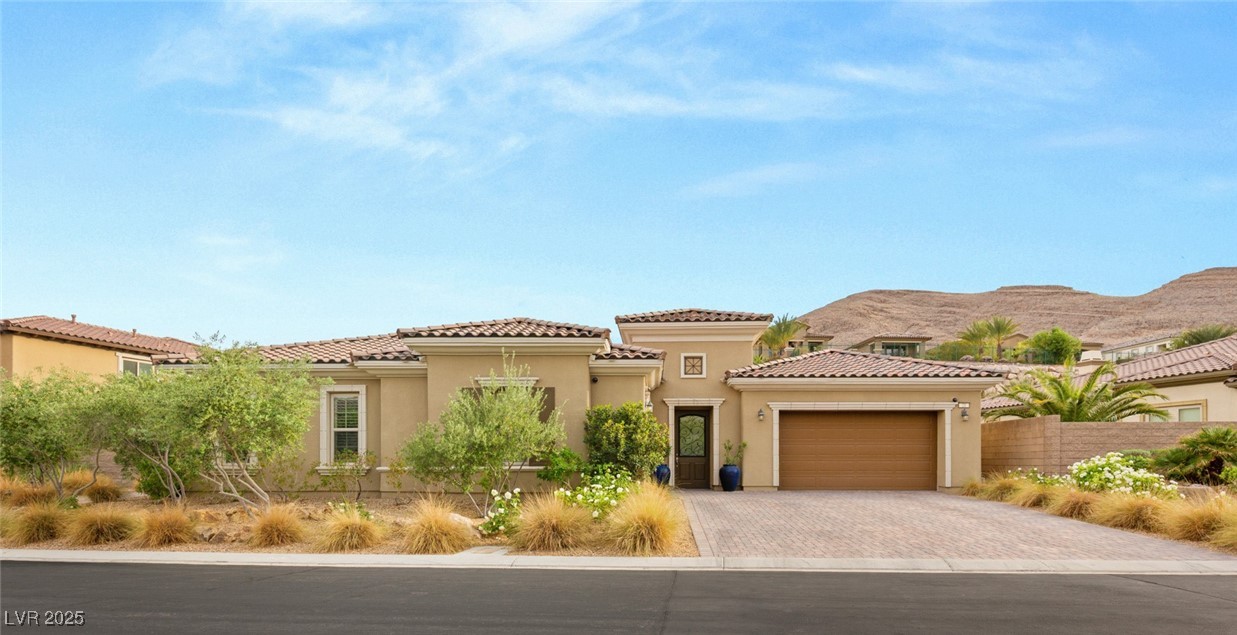 21 Grand Masters Drive Property Photo 1