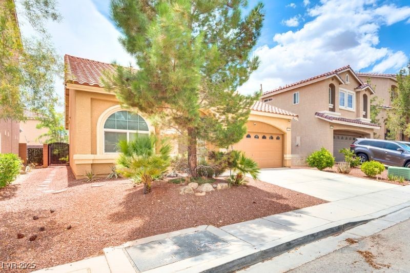6339 Sharp Rock Court Property Photo 3