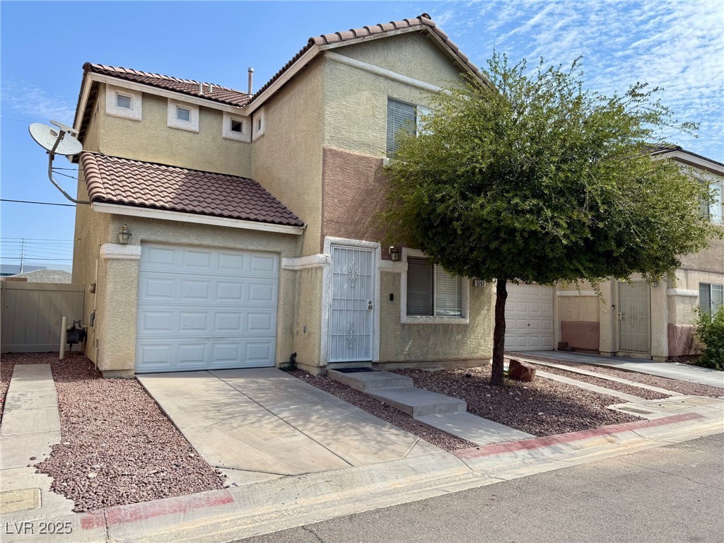 5262 Paradise Skies Avenue Property Photo 1