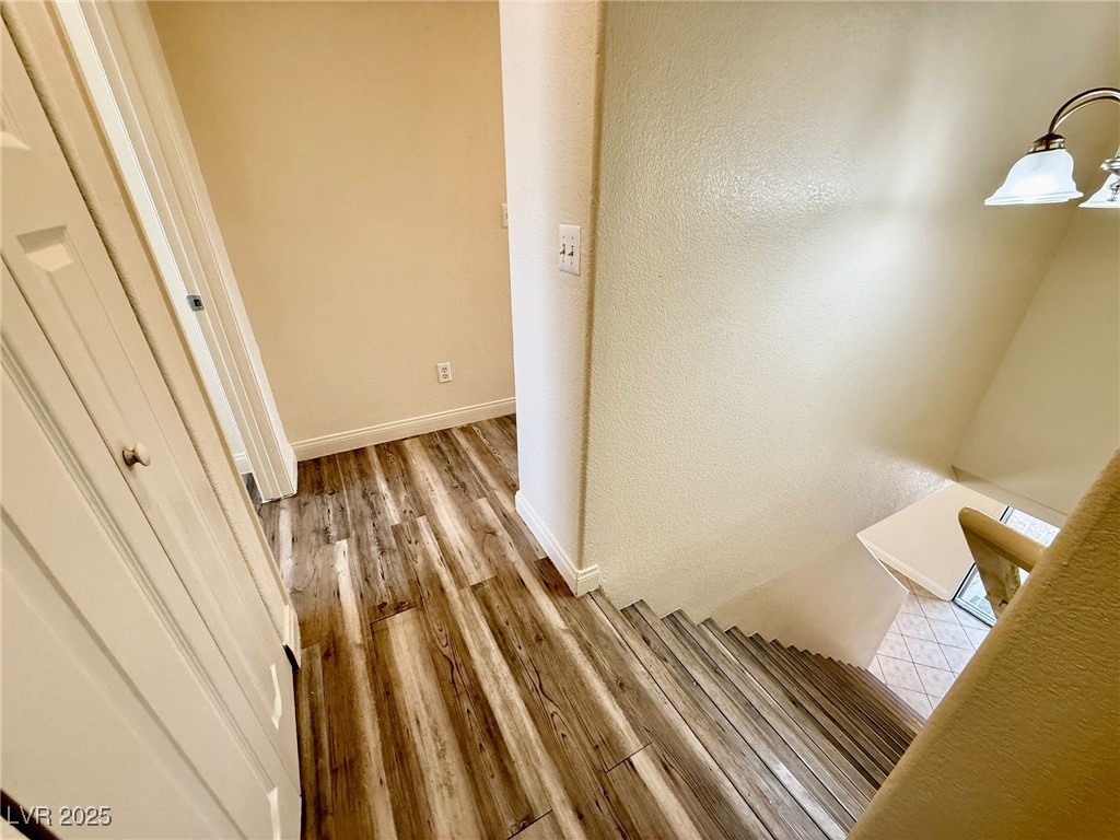 5262 Paradise Skies Avenue Property Photo 18