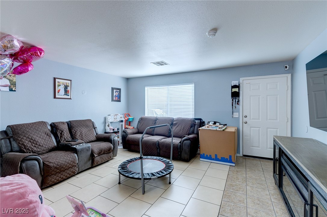 1682 North Lamont Street Property Photo 6