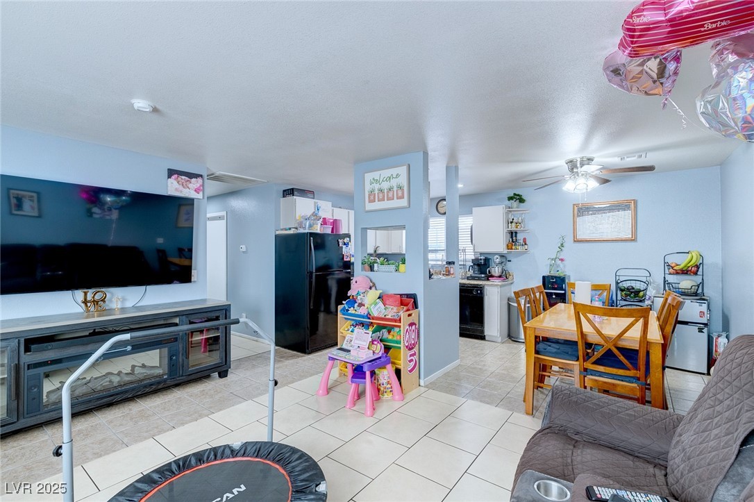1682 North Lamont Street Property Photo 8