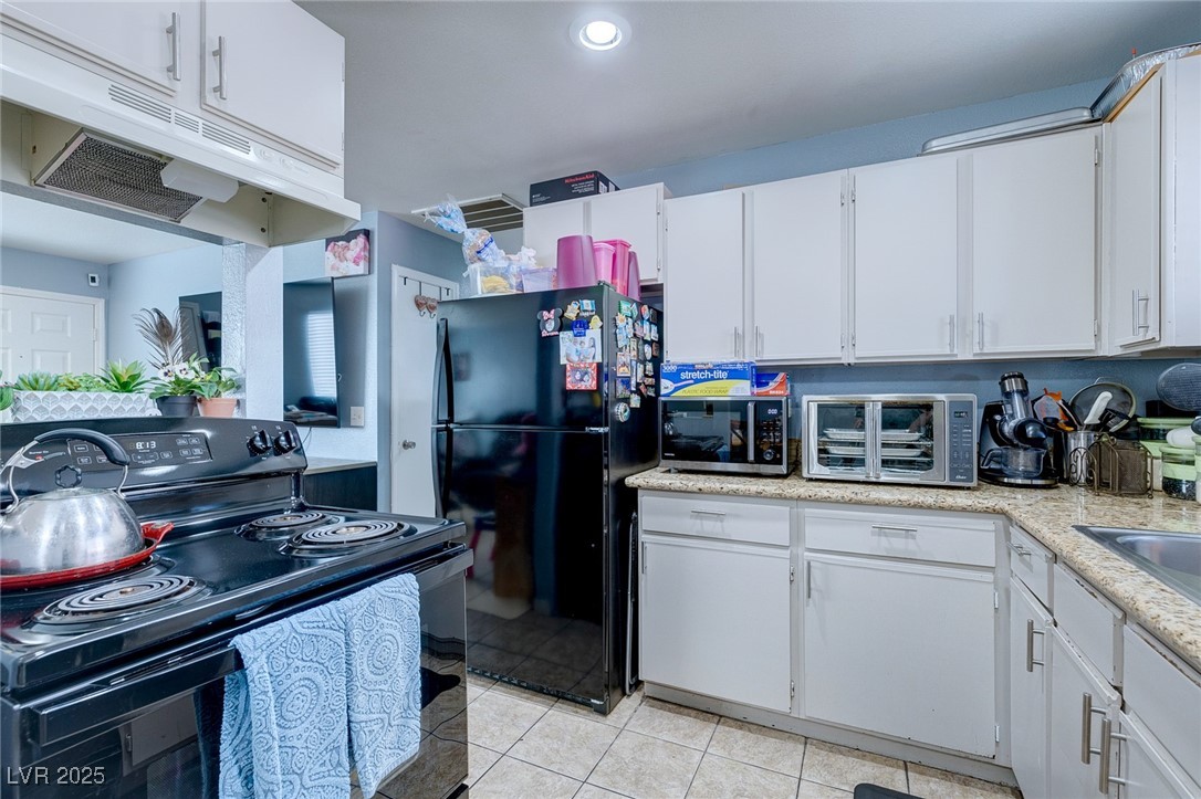 1682 North Lamont Street Property Photo 12