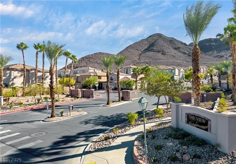 672 Solitude Point Avenue Property Photo 1