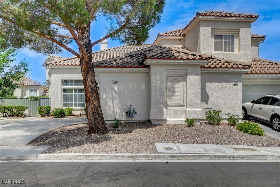 9244 Pitching Wedge Drive Property Photo 1