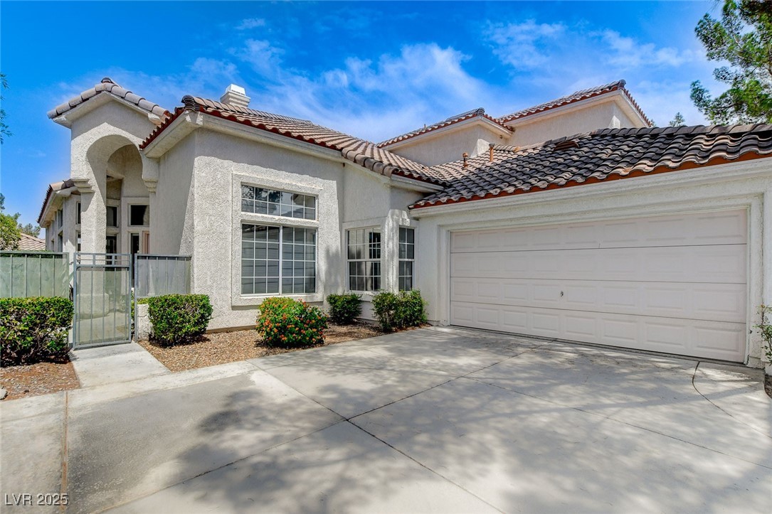 9244 Pitching Wedge Drive Property Photo 2